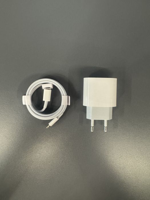 Kostka USB-C + Kabel Lightning do iPhone