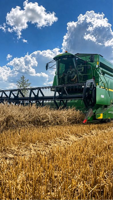 Koszenie zboża  Kombajne John Deere 2256