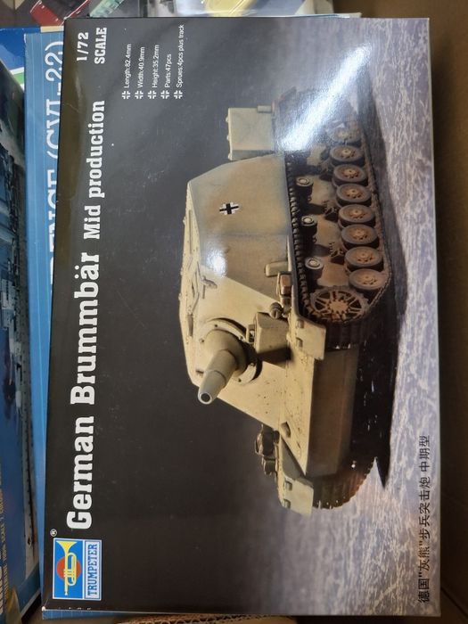 Kits novos por montar tanques alemaes Tiger brummbar