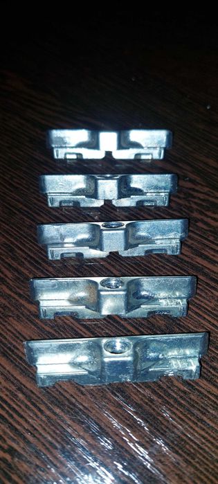 Фурнитура ,,Maсo,,в отличном состоянии.Ответная планка 9мм.