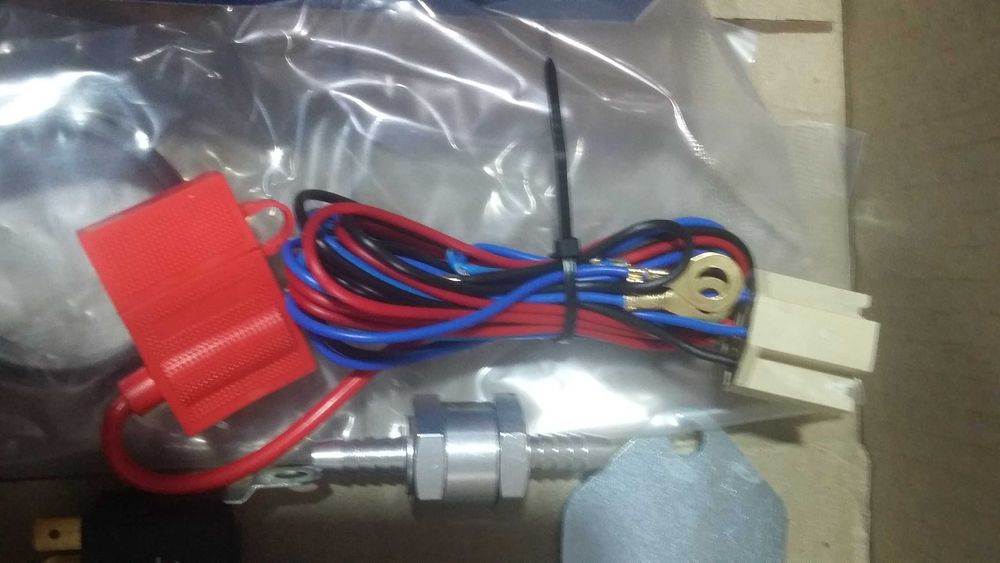 Электробензонасос низкого давления Ваз,Москвич ,Таврия Комплект