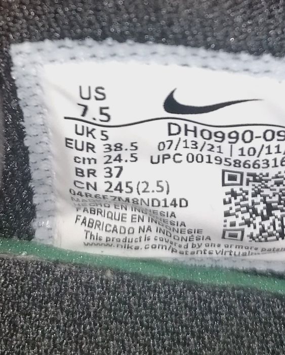 NIKE 38.5 (Originais e impecáveis)