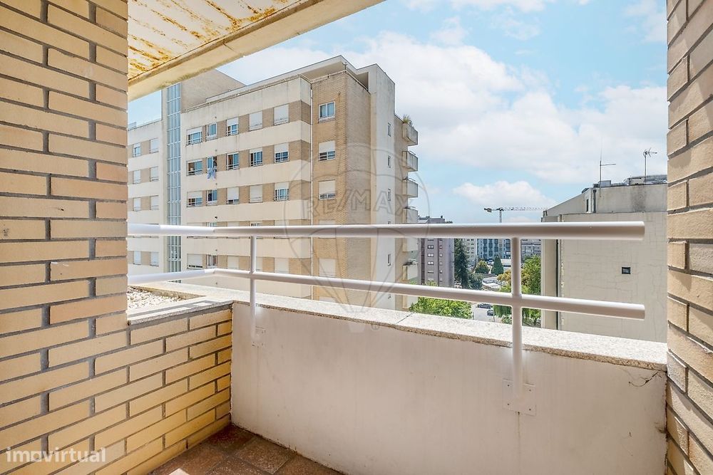 Apartamento T2 para arrendamento