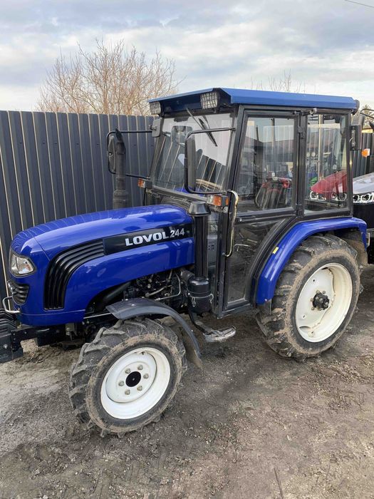 Мінітрактор Ловол 244 заводська кабіна,тех паспорт,трактор без авансів