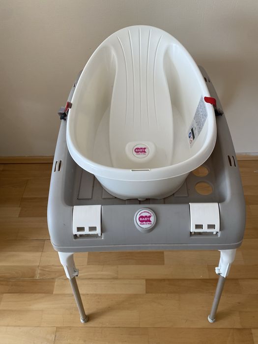 Wanienka dla niemowląt ze stelażem OK Baby