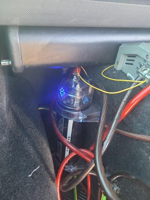 Hifonics car audio wzmacniacz kondensator 750w rms