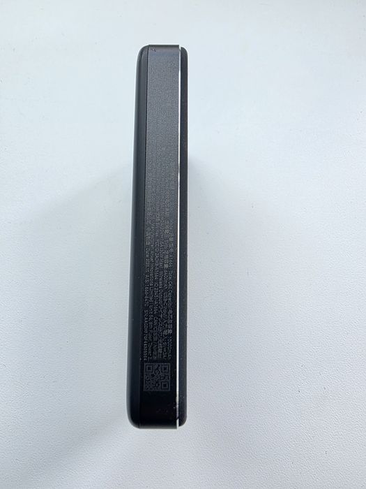 Павербанк Anker Wireless Power IQ