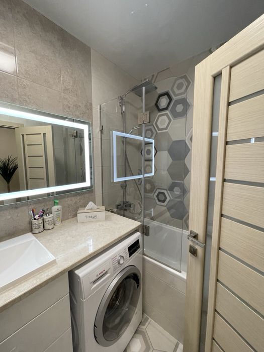 Продаж 2-х кімнатної квартири 75 м2, Галицький Лев