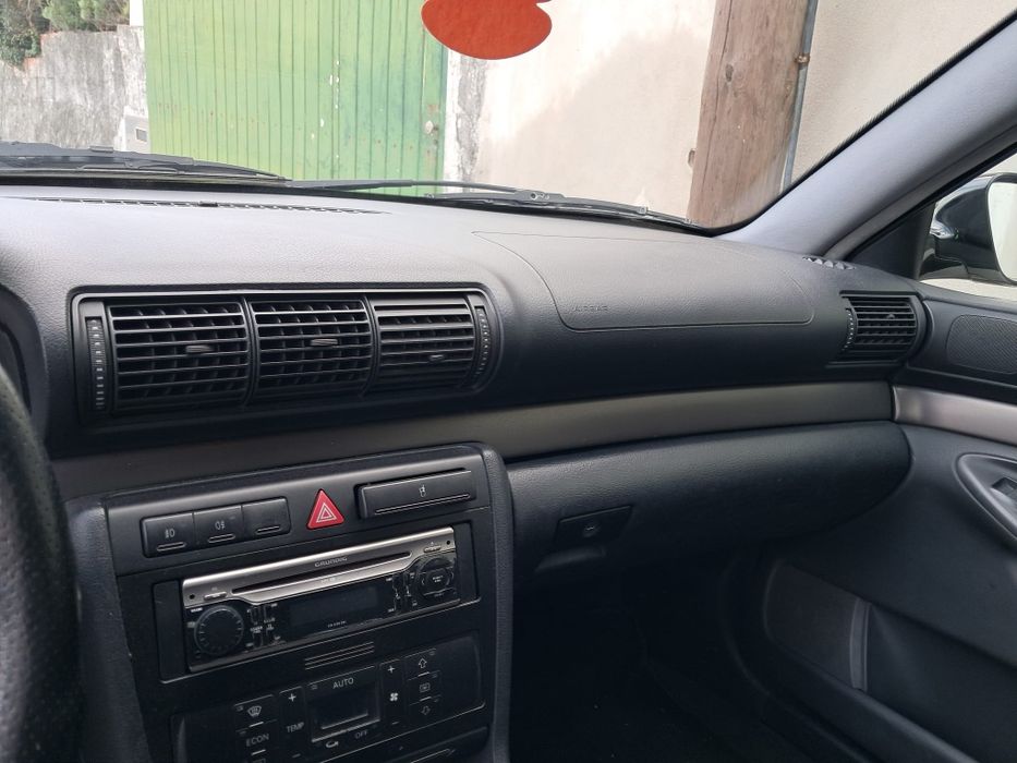 Audi a4  avant 1999