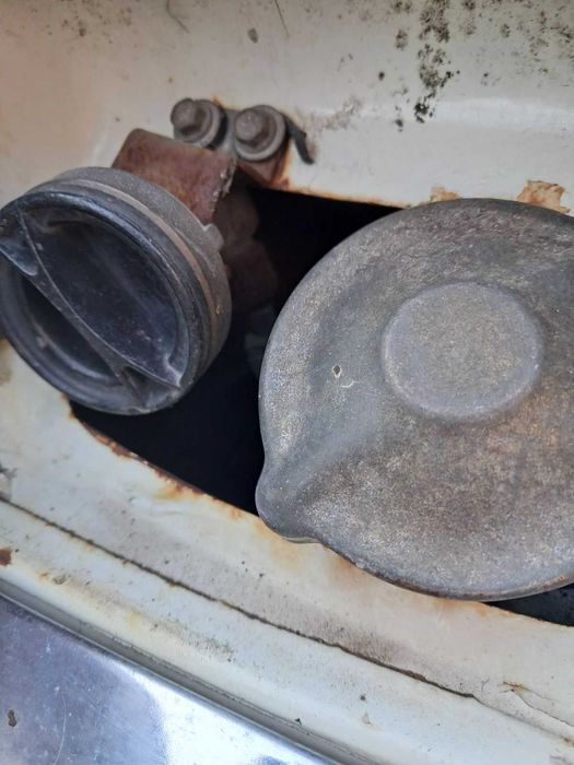 Продам Газовую Установку на  авто   Почти Новая .