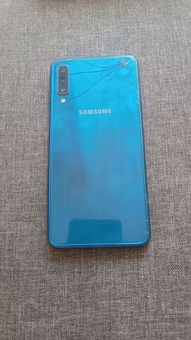 Sprzedam Samsunga A7 A-750