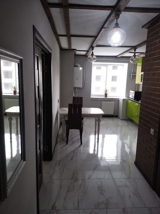 Квартира оренда подобова.Вул.  ЗСУ  пр-кт Свободи .Однокімна.Від  влас