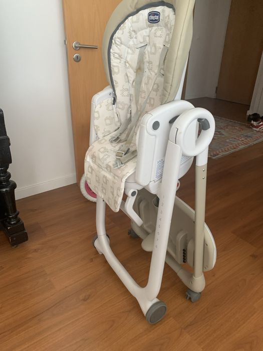 Cadeira de refeição Chicco polly progress