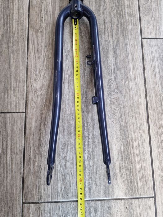 Widelec rowerowy przedni sztywny 28 cali