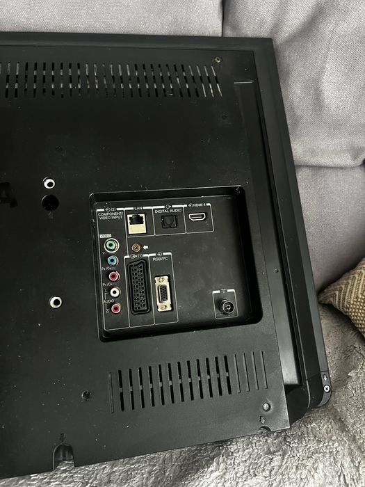 Telewizor Toshiba 32 cale uzywany sprawny