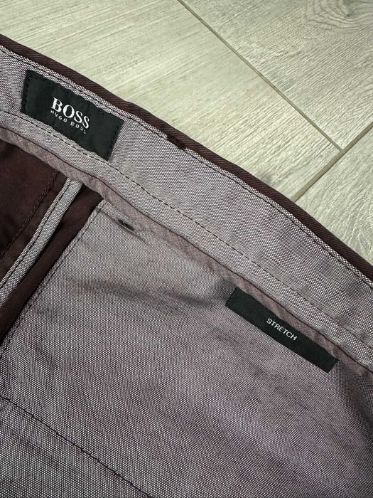 Hugo Boss Spodnie Chino Męskie W32 Bordowe Slim Casual Premium