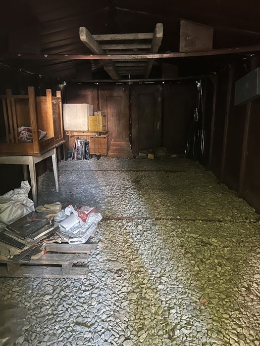 Продам гараж в центрі міста.