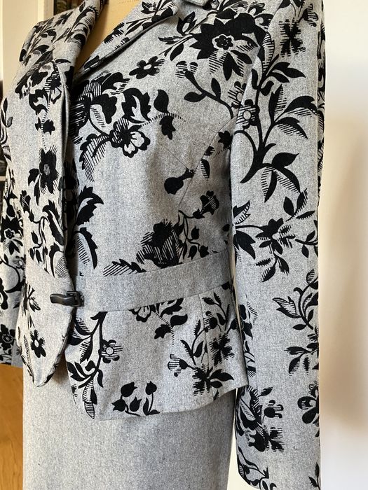 Kostium szaro-czarny