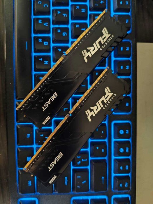 Оперативна пам'ять Kingston FURY 32 GB (2x16GB) DDR4