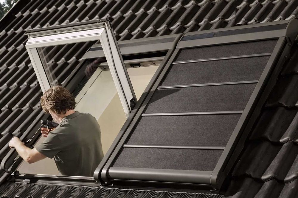 Roleta Markiza Zewnętrzna Solarna SSS na okno dachowe VELUX 78x118 MK06 Montaż Cała Polska