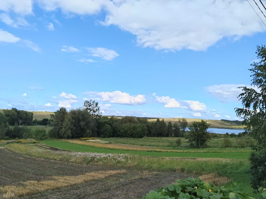 Продам земельну ділянку