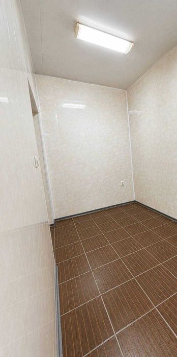 Фасадне ПРИМІЩЕННЯ ЦЕНТР 110 м² Окремий вхід МЕНОРА 5 КАБІНЕТІВ 16 кВт