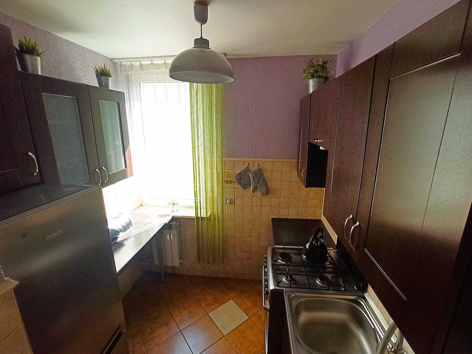 M3 - 44 m² | 2 niezależne pokoje | balkon z widokiem na zieleń | c.o. miejskie | Zabrze Centrum Południe - blisko DTŚ, A4, A1 - Więcej