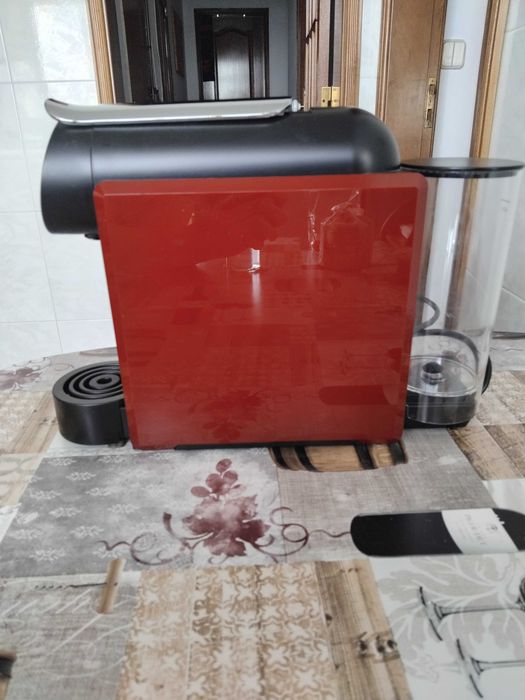 Máquina de café Delta Q MiniCool ( Em excelente estado )