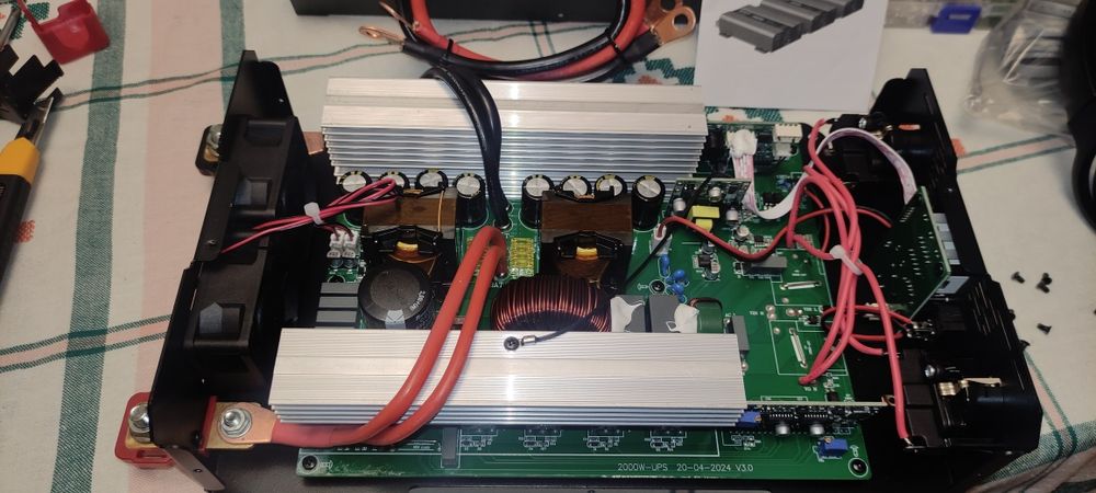 Інвертор S-PSW 24В 2000Вт DatouBoss