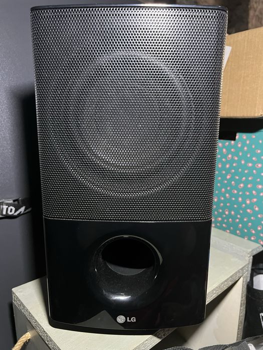 Colunas LG 5.1 com subwoofer