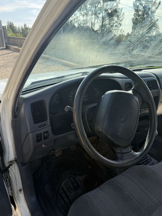 Toyota Hilux 2.4