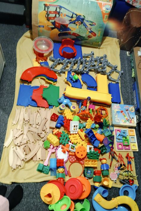 Mega paka zabawek za bombonierke merci