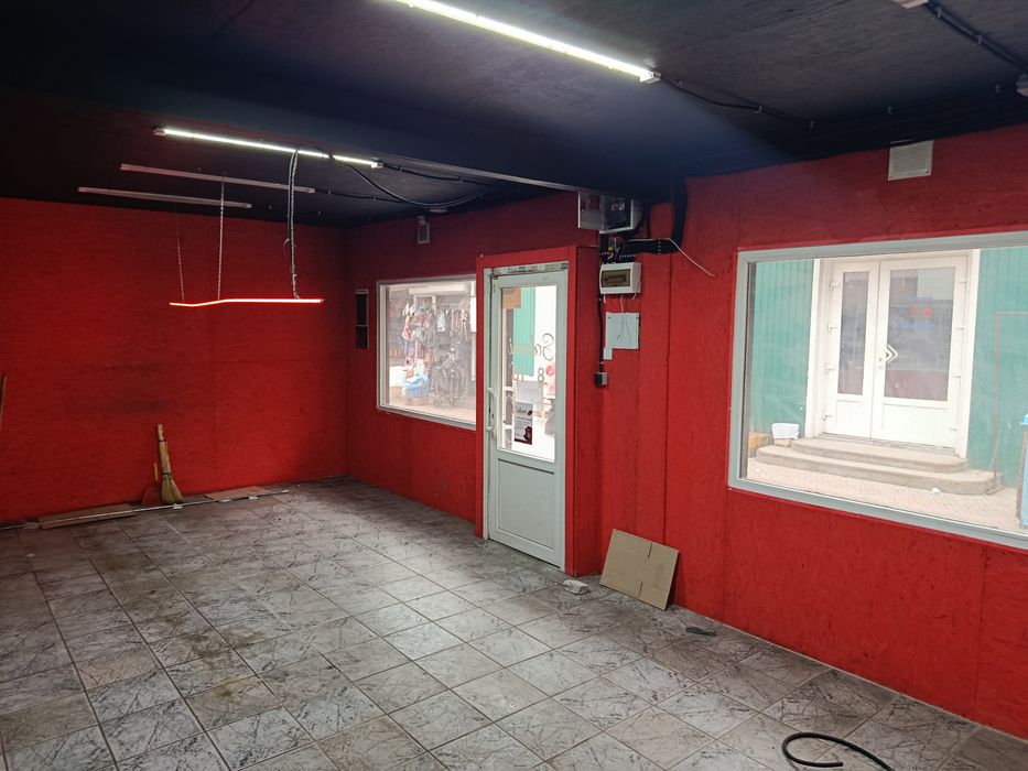 Сдам киоск на территории рынка Бахчисарай 32 КВ.м.