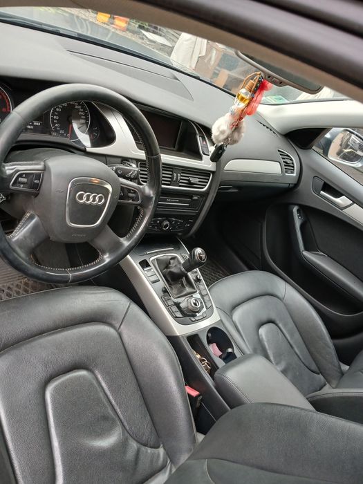 Sprzedam  Audi A4b8 2.0 tdi