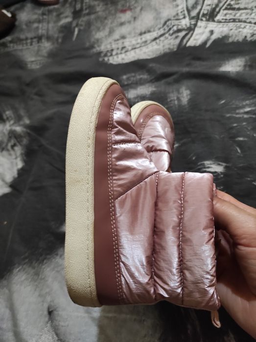 Чобітки  на дівчинку zara.