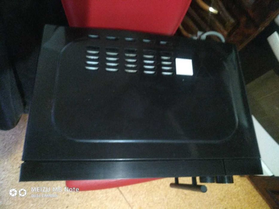 Микровалновка Whirpool