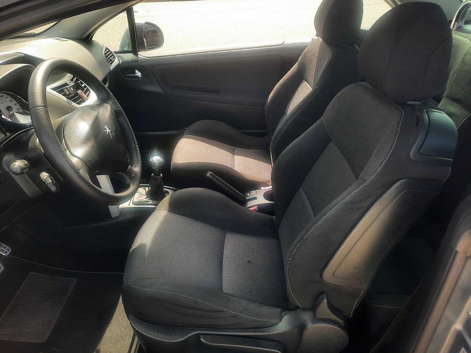 Peugeot 207cc - 1.6 hdi 110cv