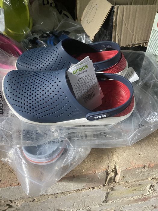 Продам Crocs LiteRide