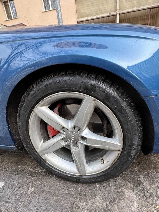Audi A4 2009 року