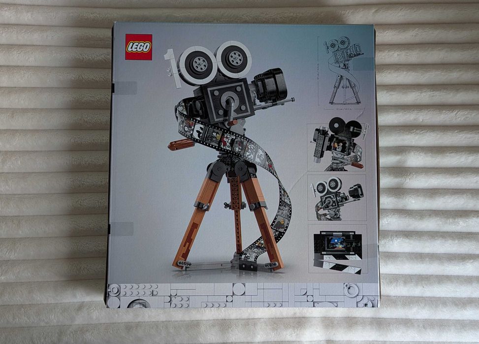 #43230 LEGO Walt Disney Tribute Camera