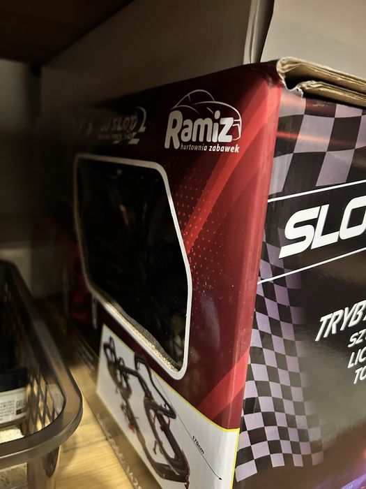 Slot racing tor wyscigowy