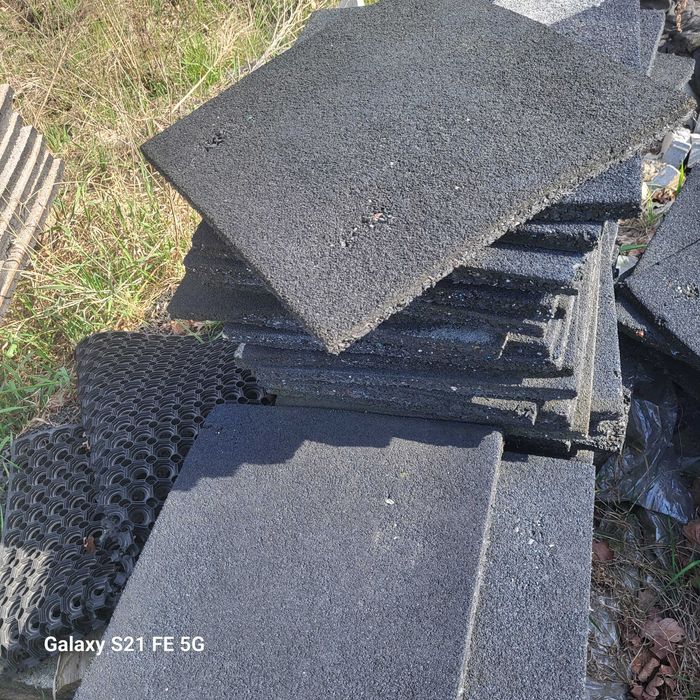 Płyty nawierzchnia bezpieczna 50x50cm