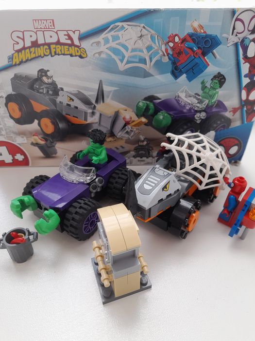 Lego Super Heroes Сутичка Халка та Носорога на вантажівках 10782