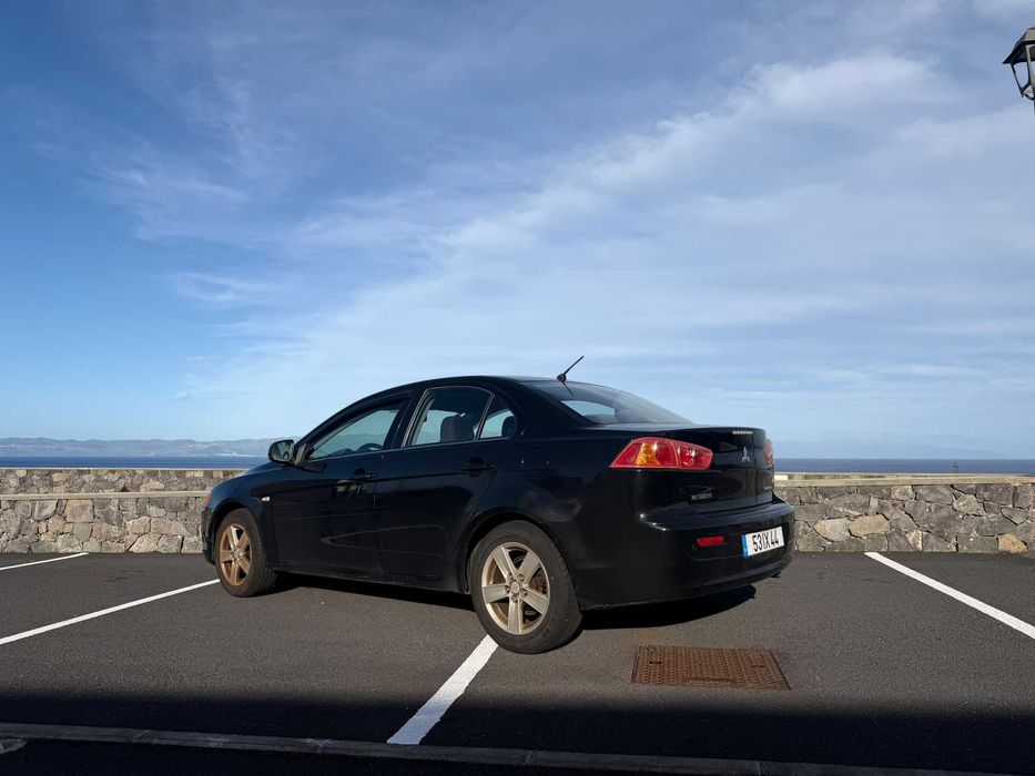 Mitsubishi Lancer