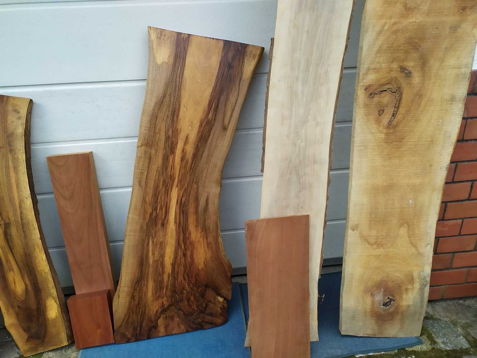 Suchy orzech foszty, blaty deski i inne