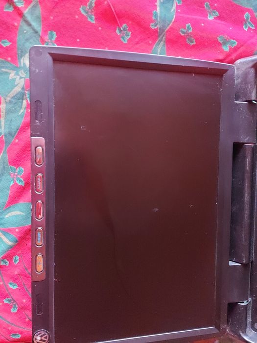 Автомагнитола  и две колонки