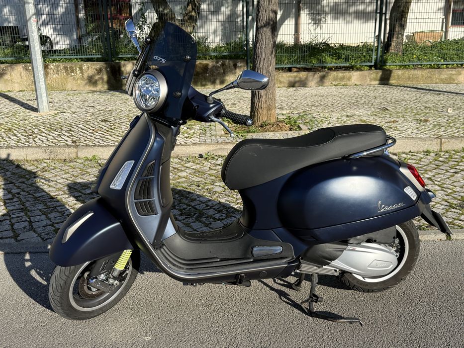 Vespa GTS 300 Supertech 2023