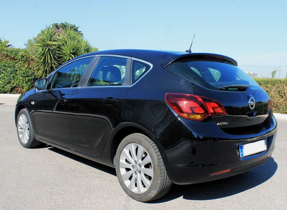 Opel Astra — fotografia 4