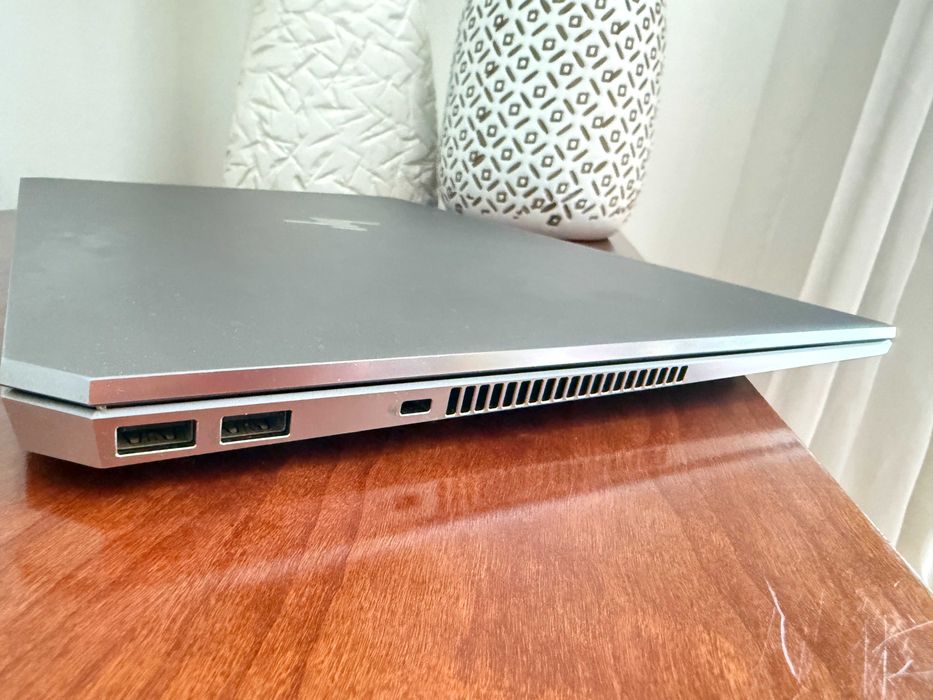 Zbook Studio G5|15.6" FulHD|i7-8850H|32Gb Ram|Ssd 1TB|Quadro P1000 4Gb