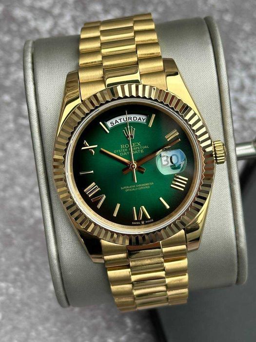 Швейцарские часы Rolex Day-Date President 40 mm Yellow Gold